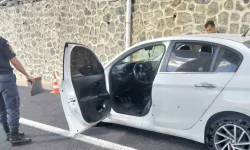 Seyir Halindeki Otomobile Kurşun Yağmuru! Sürücü Öldü