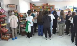 Okul Kantinlerinde Yeni Tarife: Tost-Ayran 130 TL, Simit 30 TL Oldu