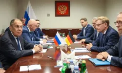 Moskova-Berlin Hattında Sürpriz Görüşme
