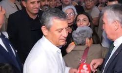 Özgür Özel Bursa Programında Vatandaşları Hem Azarladı, Hem de Beddua Etti!