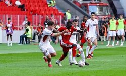 Samsunspor Evinde Dağıldı: 1-5