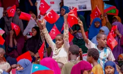 Somalililer Meydanları Doldurdu: Türkiye'ye Teşekkür Gösterisi