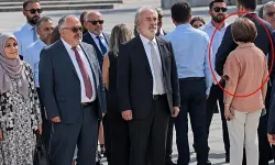 Törene Damga Vuran Hareket! Belediye Başkanı Protokole Sırtını Döndü