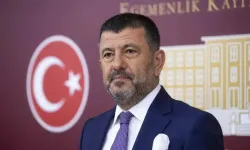 Veli Ağbaba Pazarda Bir Anda Yere Yığıldı! Ambulansla Hastaneye Götürüldü