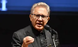 Zülfü Livaneli Tartışmaya Son Noktayı Koydu! YENİ Parti’ye İki Şarkı Önerdi…