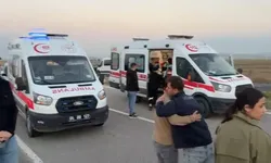 Ağrı'da Araç Takla Attı: 3'ü Çocuk 6 Yaralı