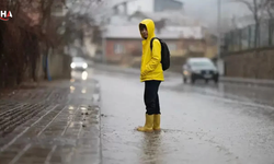 Ünlü Meteorologdan Ezber Bozan Uyarı: Küçük Yağmur Büyük Felakete Dönüşebilir