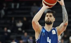 Anadolu Efes Panathinaikos'u Devirdi