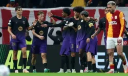 Galatasaray 1 : 4 Barcelona (BARCA'YA DİŞ GEÇİREMEDİK)