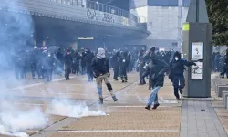 Belçika'da Eğitim Reformlarına Karşı Protestolara Polis Müdahalesi