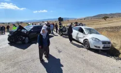 Burdur’da 3 Otomobilin Karıştığı Kazada Ölü Sayısı 2’ye Çıktı