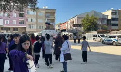 Bursa'da Ortaokulda Zehirlenme Şüphesi: 12 Öğrenci Hastaneye Kaldırıldı