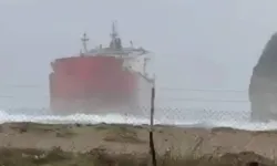 Çatalca'da Gemi Karaya Oturdu