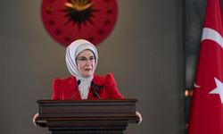 103. Yıl Coşkusu: Emine Erdoğan'dan Anlamlı Cumhuriyet Paylaşımı