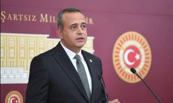 DEVA Partisi'nde Şok İstifa: Ertuğrul Kaya'nın AK Parti'ye Geçmesi Bekleniyor