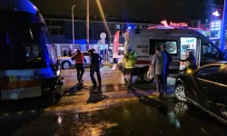 Eskişehir'de Tramvay İle Otomobil Çarpıştı: 2 Yaralı
