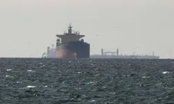 Hürmüz Boğazı’nda 4 Ticari Gemiye Saldırı Düzenlendi