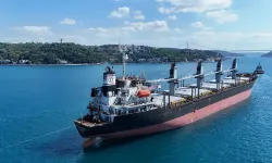 İstanbul Boğazı Dev Tankerin Kontrollü Geçişi İçin Çift Yönlü Gemiler Trafiğine Kapatıldı