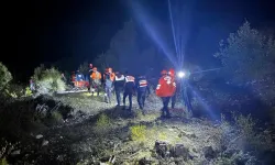 İHH'nın Kanyon Eğitiminde Facia: Eğitmen Hayatını Kaybetti, 13 Kişi Kurtarılmayı Bekliyor