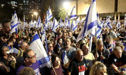 Tel Aviv’de Büyük Hükümet Karşıtı Miting