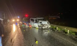 Sakarya'da Zincirleme Trafik Kazasında 2 Kişi Öldü