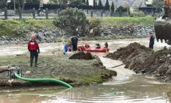 İstanbul'da Sel Felaketi: Kayıp Kişileri Arama Çalışmaları Devam Ediyor