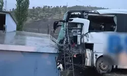 Şırnak'ta Feci Trafik Kazası: 1'i Ağır 15 Kişi Yaralandı