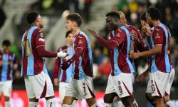Trabzonspor - Hearts Maçının İlk 11'leri