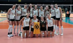 VakıfBank Galatasaray Daikin’i Üç Sıfır Mağlup Etti