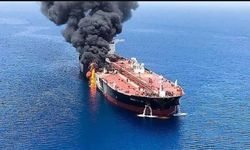 Basra Körfezi’nde Sıcak Temas: Petrol Tankeri Mühimmatla Vuruldu!