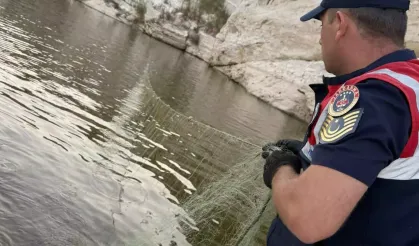 Batman'da 2900 metre hayalet ağ toplandı