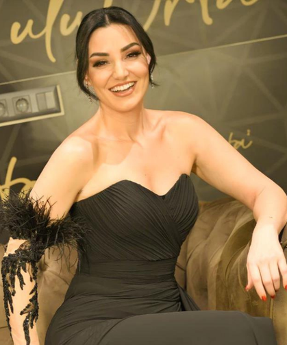 Sevcan Orhan Evleniyor