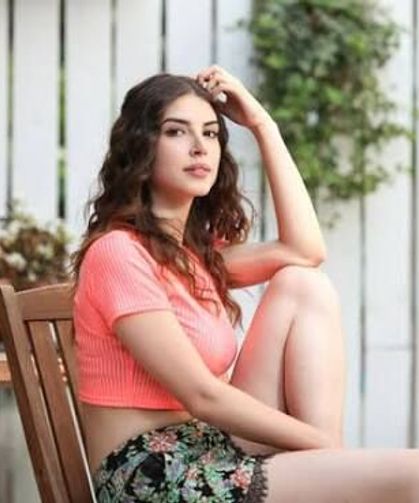 'Gururlu Ol' Paylaşımları Peş Peşe Geldi