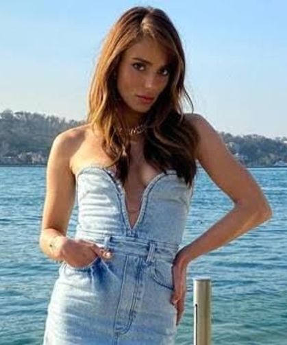 Ünlü Oyuncu Bestemsu Özdemir İtalya'ya mı Yerleşiyor?