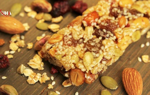 Protein Barlar Sağlıklı mı? Uzmanlardan "Doğal Tokluk" Uyarısı