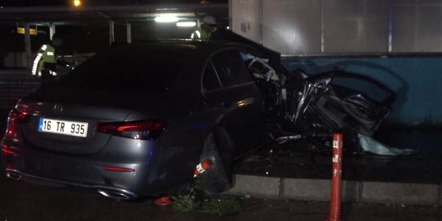 Bursa'da kontrolden çıkan araç hurdaya döndü: 3 ölü, 1 ağır yaralı