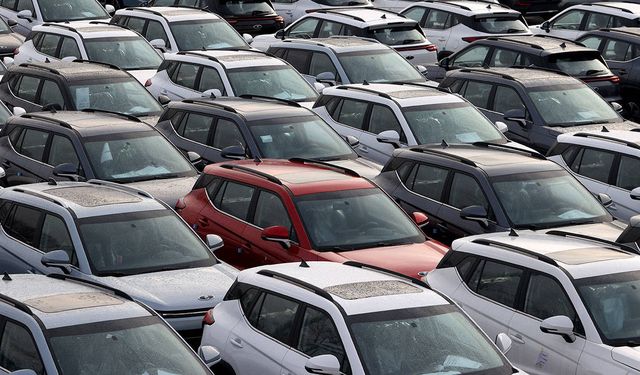 İkinci el araçta "6 ay 6 bin kilometre" ve "liste fiyatı" kısıtlamalarının süresi uzatıldı