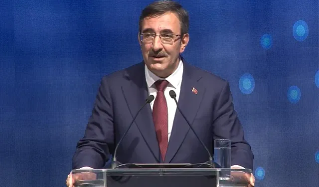 Cumhurbaşkanı Yardımcısı Yılmaz: "BES'te toplam fon büyüklüğü OKS ve devlet katkısı dahil 722 milyar liraya ulaştı"