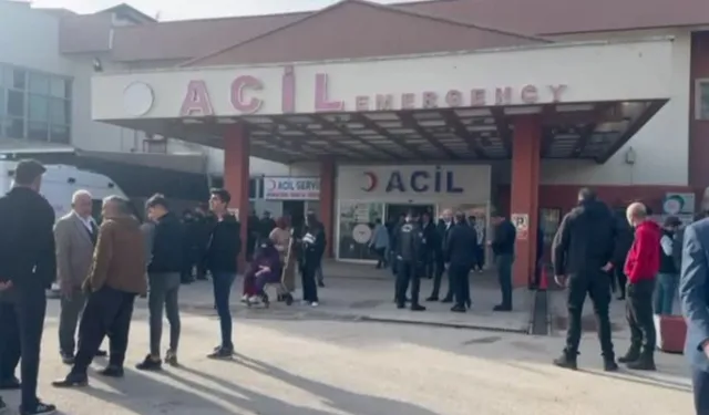 Husumetli aileler arasında silahlı kavga: Baba öldü, oğlu yaralandı!