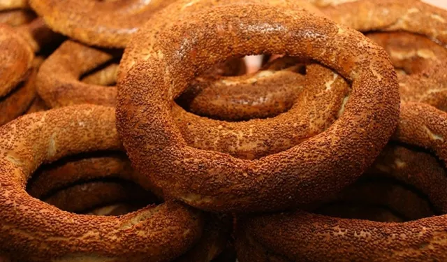 İstanbul’da Simit Bir Kez Daha Zamlandı! Yeni Fiyat Belli Oldu