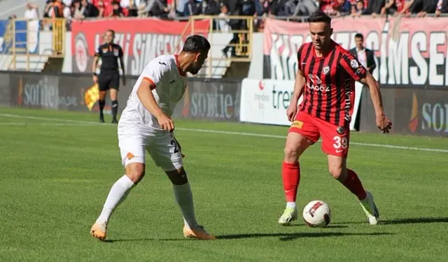Çorum FK, Adanaspor'u evinde rahat geçti