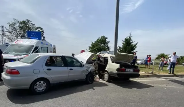 Aydın'da iki otomobil çarpıştı: Çok sayıda yaralı var