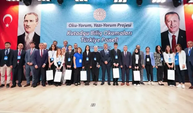 Bakan Tekin, 'Oku-Yorum, Yazı-Yorum Projesi Kutadgu Bilig Okumaları Türkiye Paneli'ne katıldı
