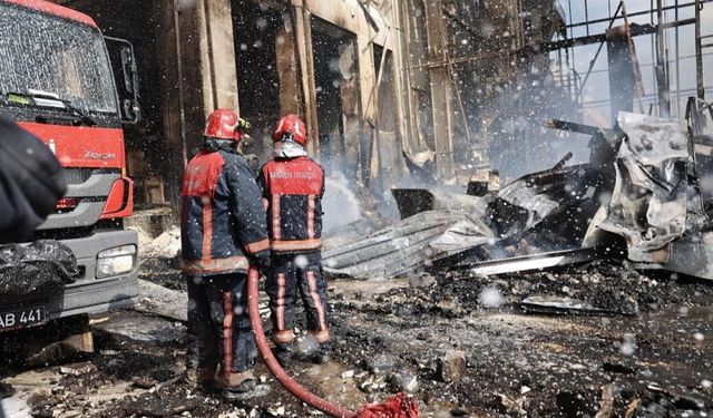 Sakarya'daki patlamada namaz kılarken dehşeti yaşadı! 'Her taraf uçuşuyordu, anlatılır gibi değil'