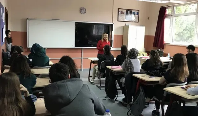 Eğitim sistemi yine değişiyor! 4+4+4'e ayar verilecek... Bakanlık'tan açıklama