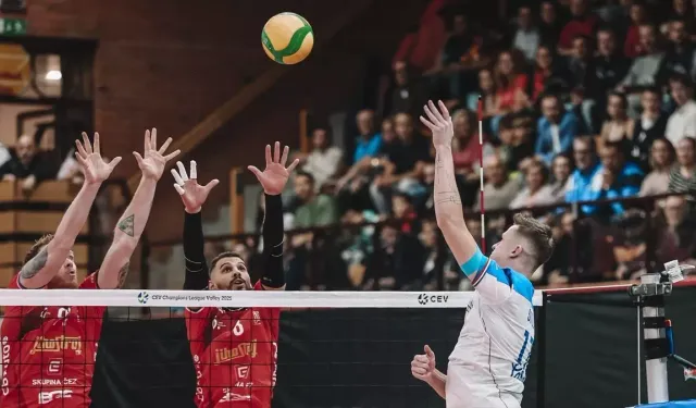 Halkbank, Jihostroj'u 3-1 mağlup ederek ilk galibiyetini aldı