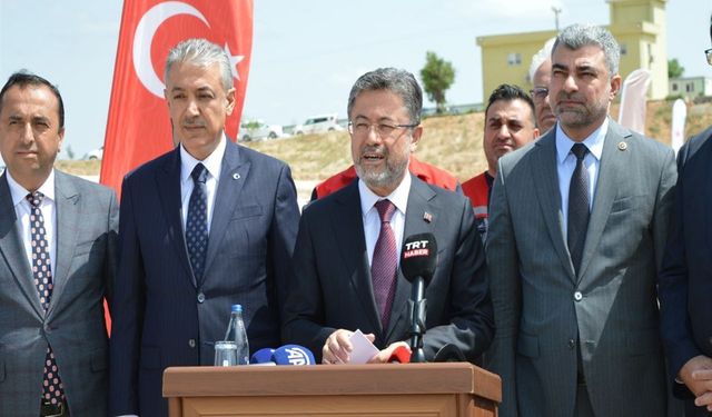 Bakan Yumaklı: Bu yıl 3 milyon tuz çalısı fidanı üreteceğiz