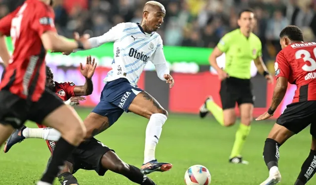 Fenerbahçe, Gaziantep FK'yi 5 dakikada yendi