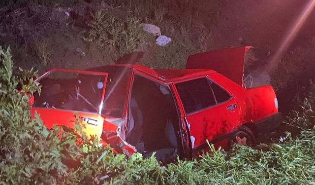 Ankara’da Şarampole Yuvarlanan Otomobilin Sürücüsü Öldü