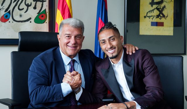 Barcelona, Raphinha’nın Sözleşmesini 2028 Yılına Kadar Uzattı